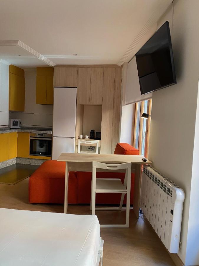 Apartamentos 19 Living León Εξωτερικό φωτογραφία