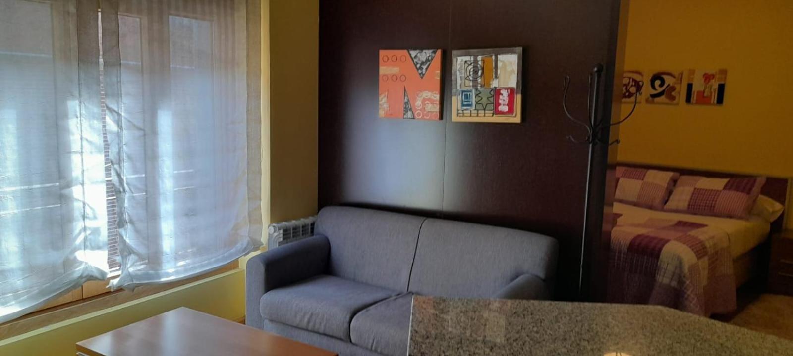 Apartamentos 19 Living León Εξωτερικό φωτογραφία